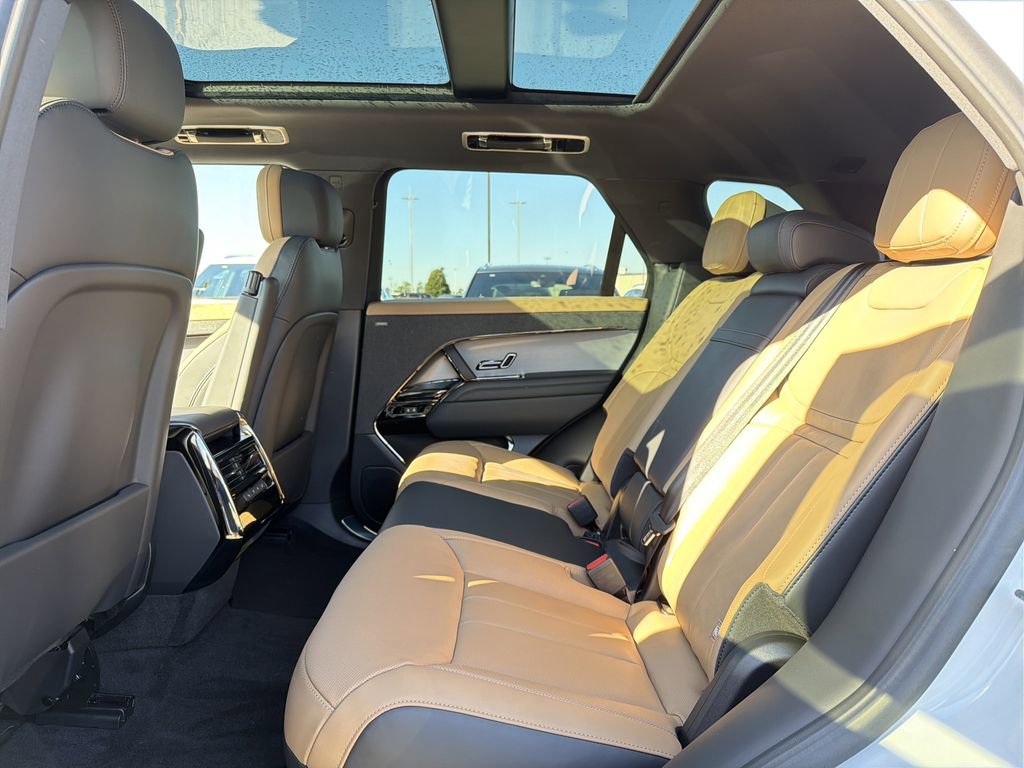 New 2026 Land Rover Range Rover Sport Dynamic SE image 5