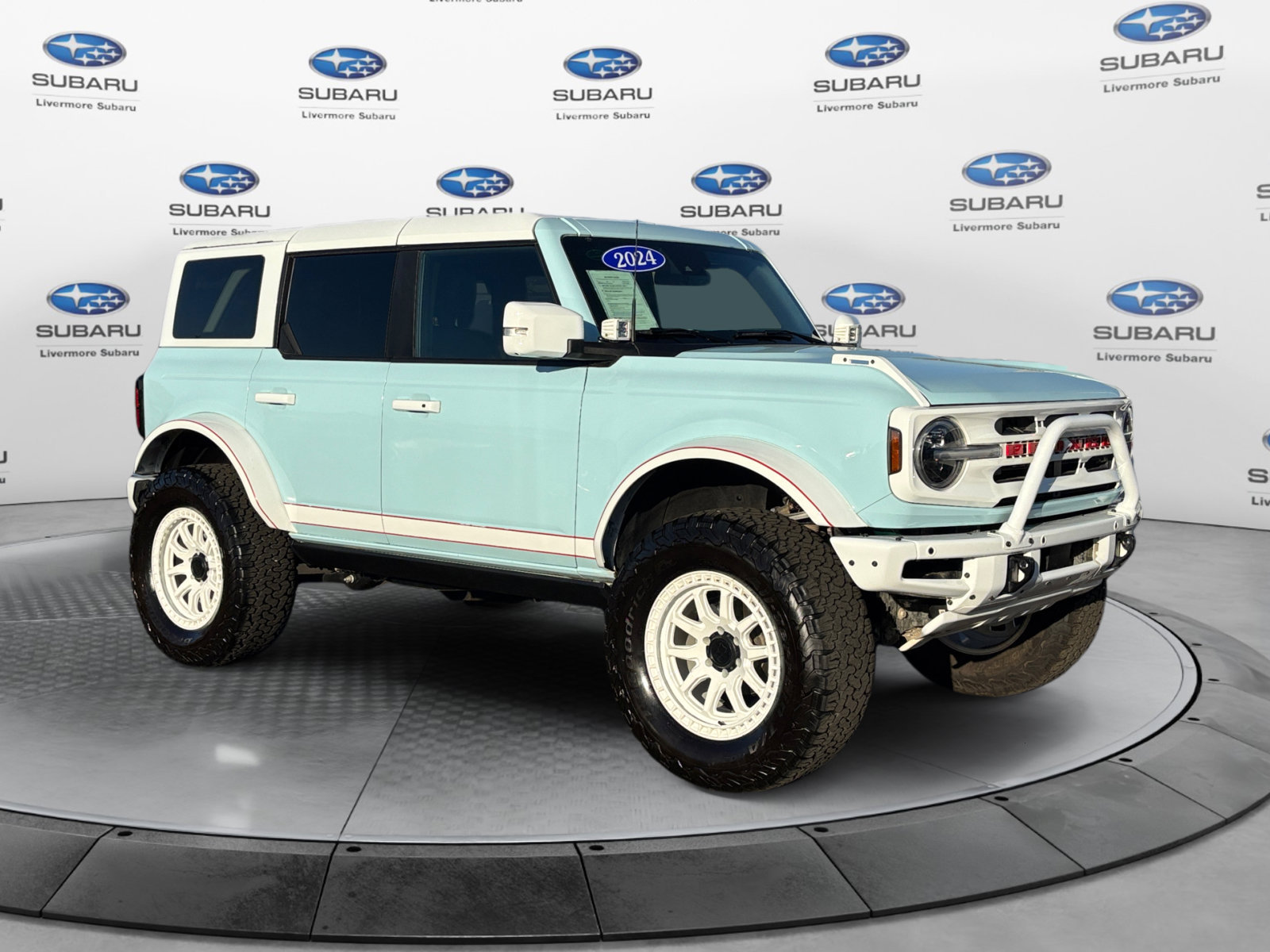 Used 2024 Ford Bronco Outer Banks w/ Sasquatch Package AWD/4WD image 8