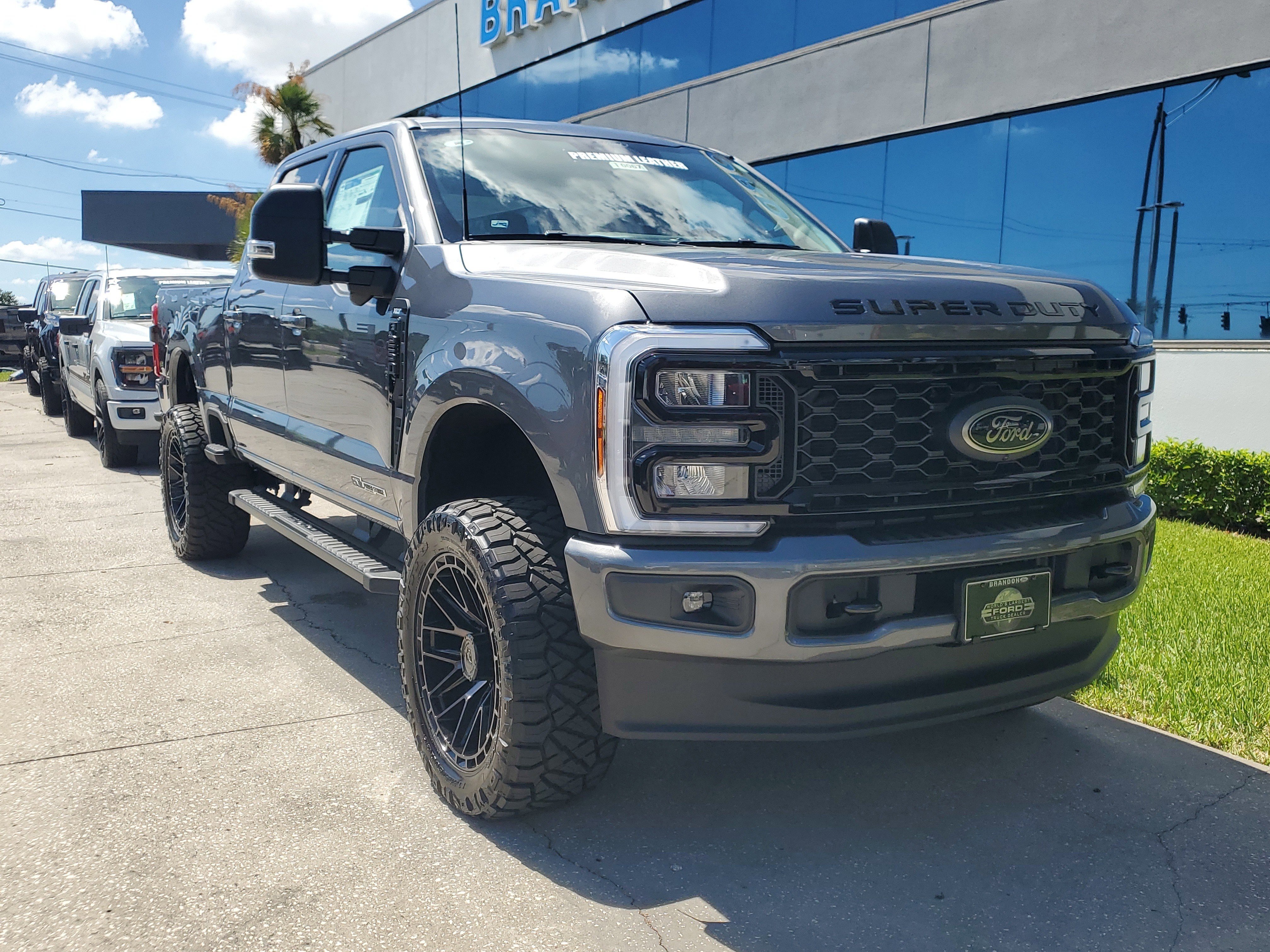 New 2026 Ford F250 XLT w/ XLT Premium Package image 2