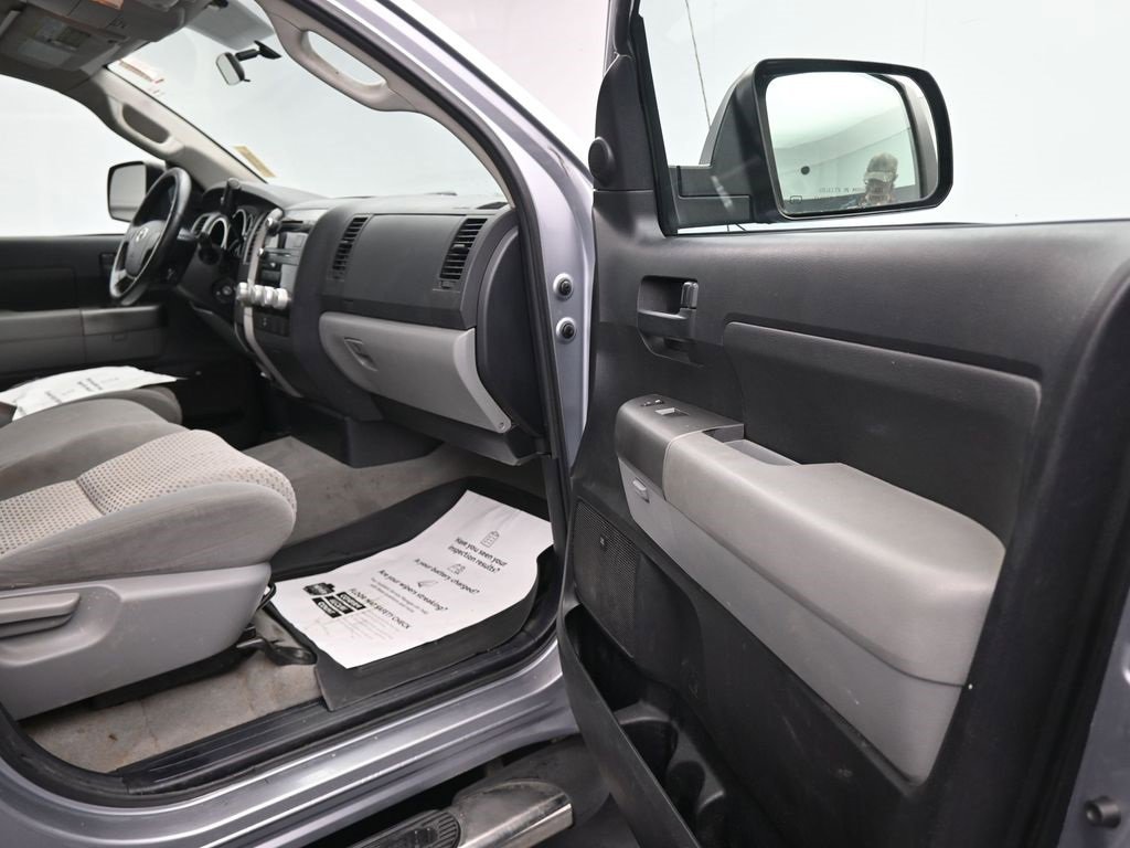 Used 2011 Toyota Tundra 4x4 Double Cab image 13
