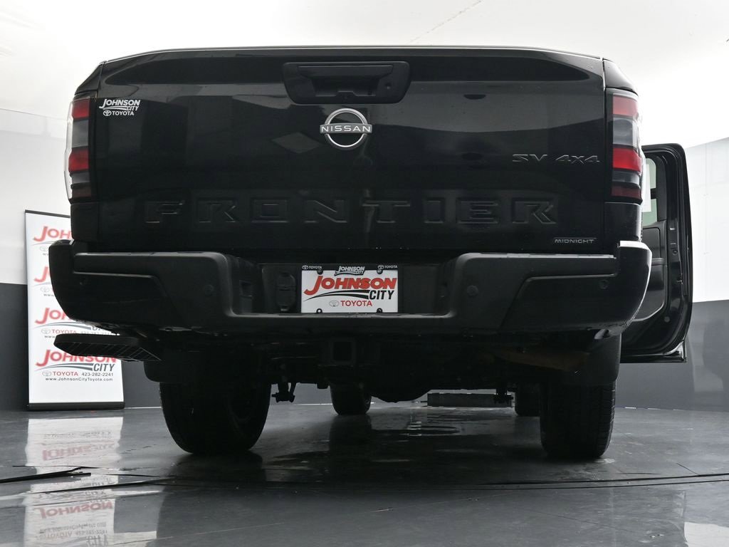 Used 2023 Nissan Frontier SV w/ Midnight Edition Package image 43