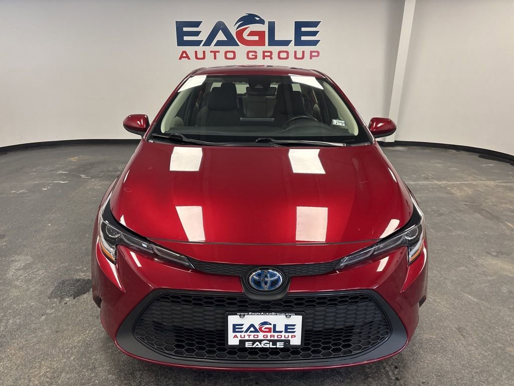 Used 2022 Toyota Corolla LE image 3
