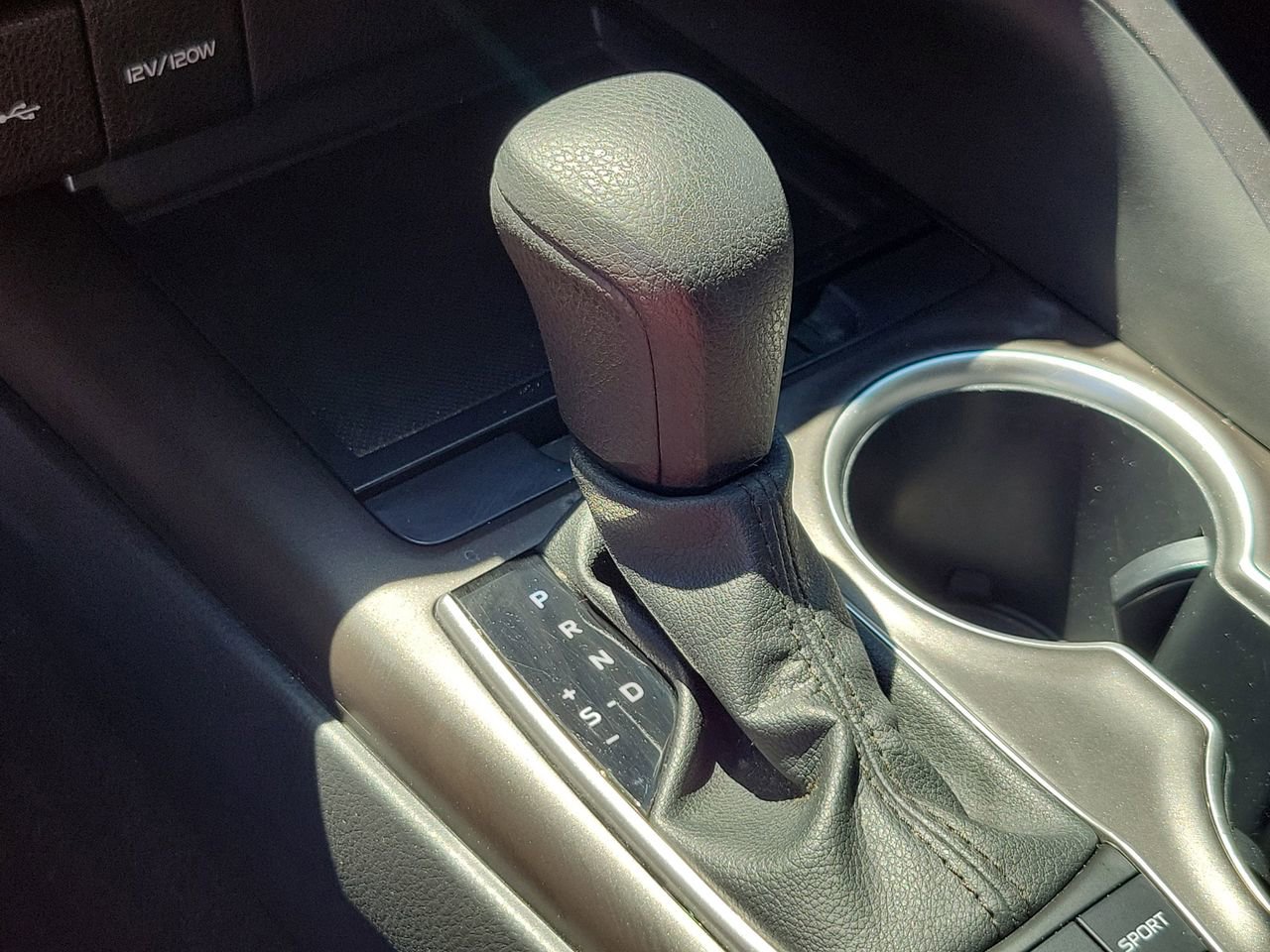 Used 2023 Toyota Camry LE image 27