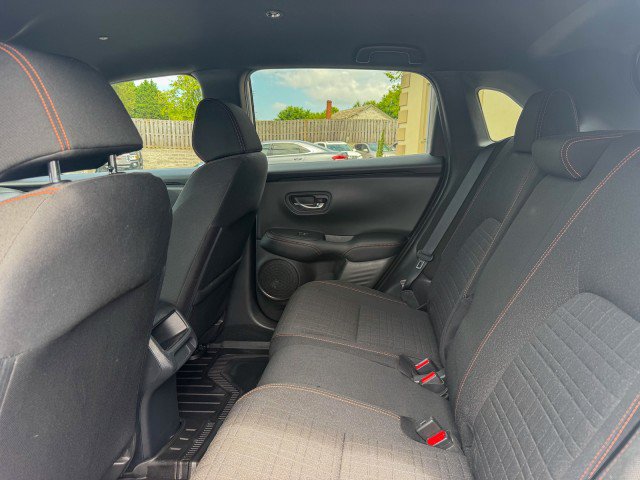 Used 2023 Honda HR-V Sport image 6