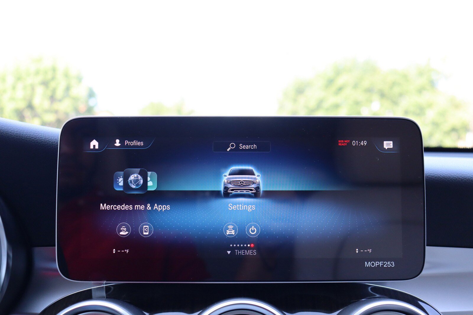 Used 2020 Mercedes-Benz GLC 350e 4MATIC w/ Premium Package image 25