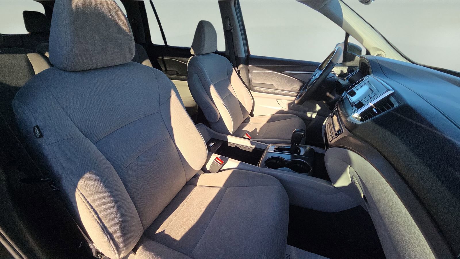 Used 2019 Honda Pilot LX image 25