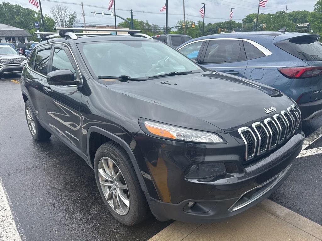 Used 2015 Jeep Cherokee Limited w/ Trailer Tow Group AWD/4WD image 4