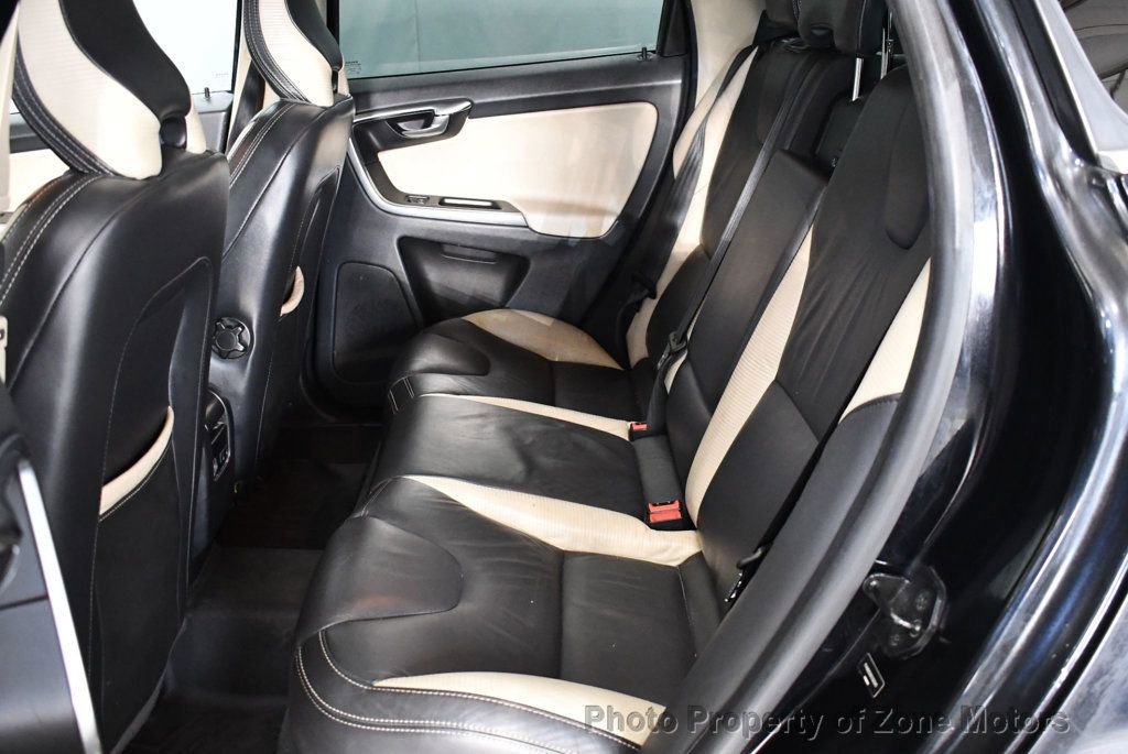 Used 2012 Volvo XC60 T6 R-Design image 20