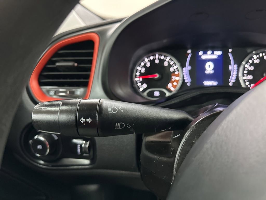 Used 2020 Jeep Renegade Sport image 35