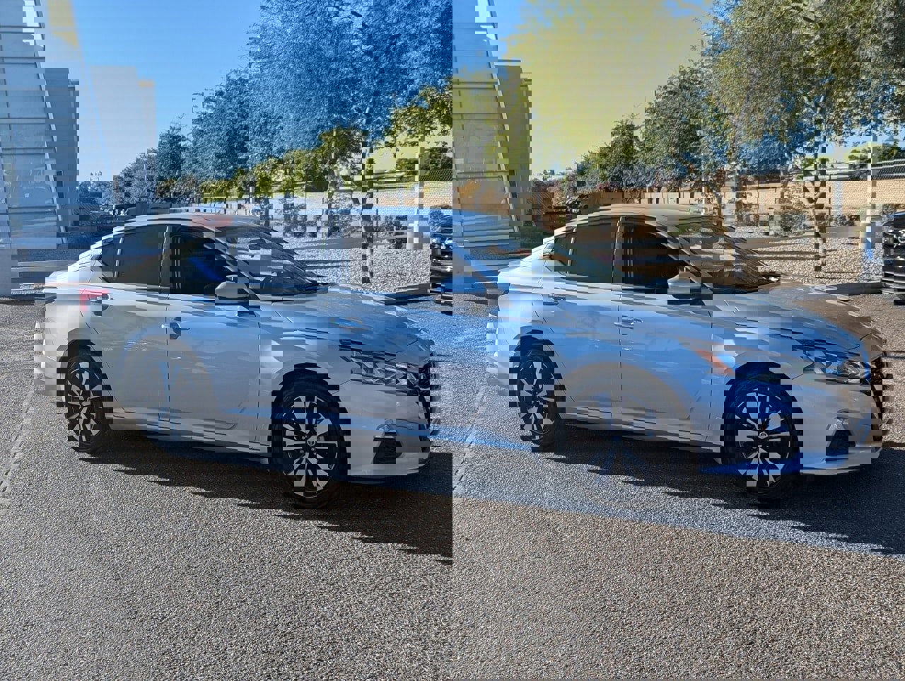 Certified 2021 Nissan Altima 2.5 SV image 7