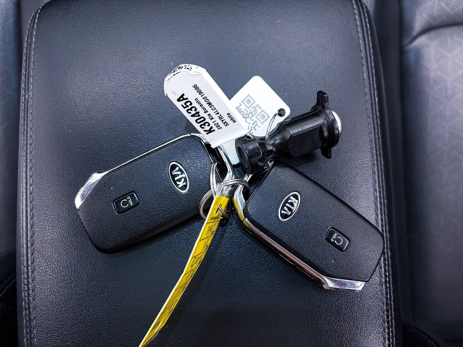 Used 2021 Kia Sorento S w/ Panoramic Sunroof Package FWD image 24