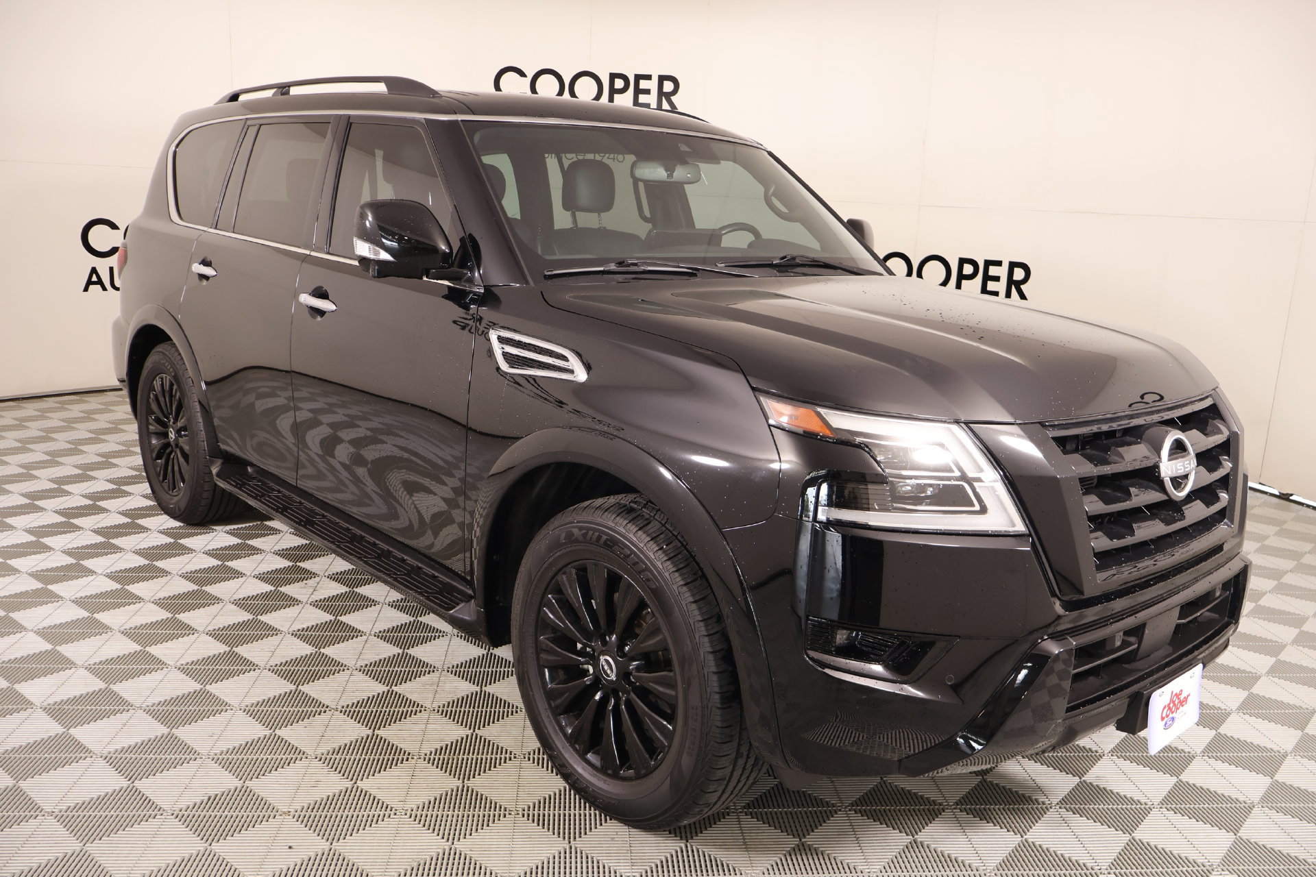 Used 2023 Nissan Armada SL w/ Midnight Edition Package