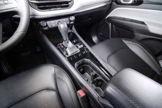 Used 2024 Jeep Compass Limited w/ Sun and Sound Group image 10