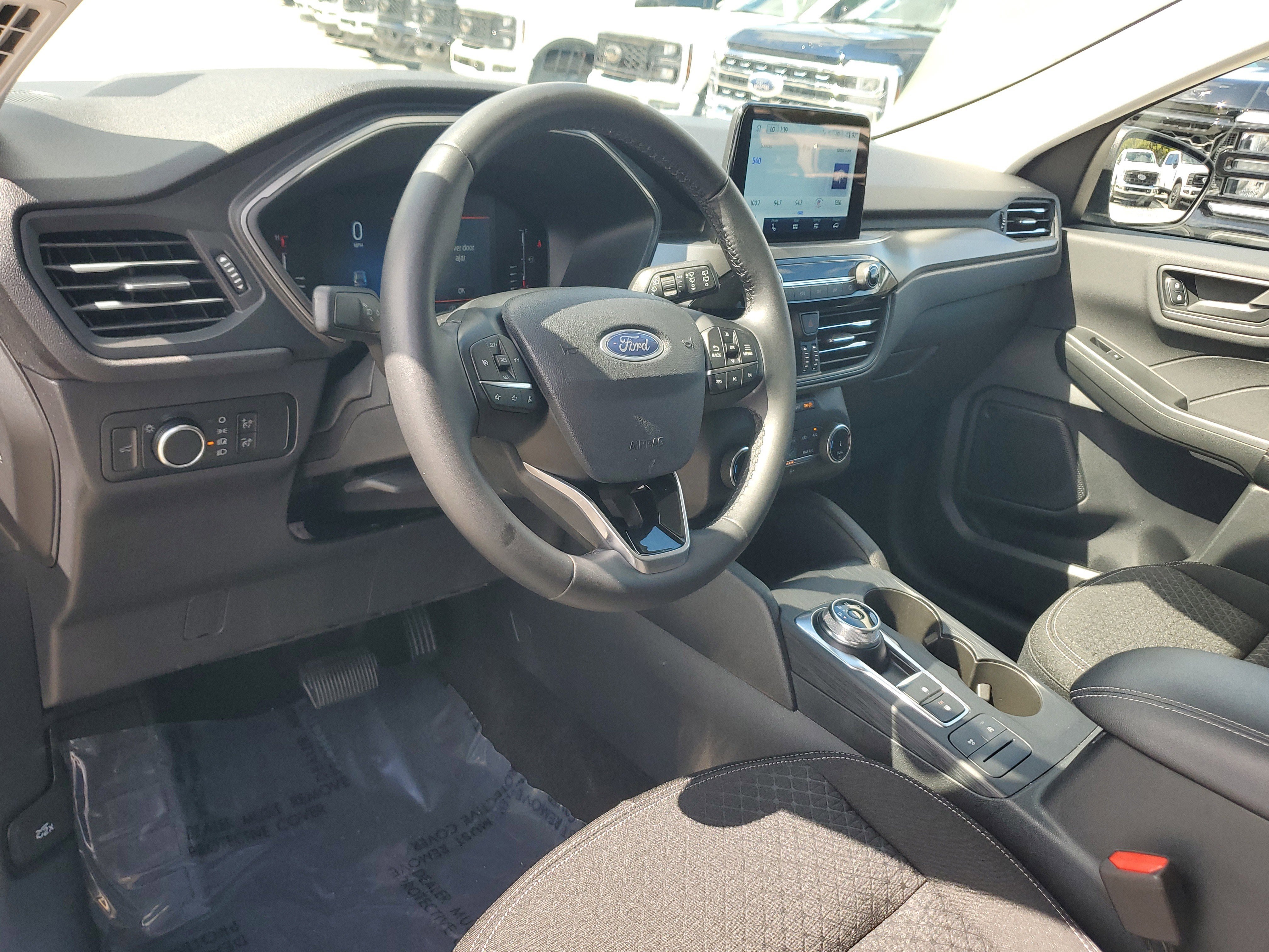 Used 2024 Ford Escape Active image 9