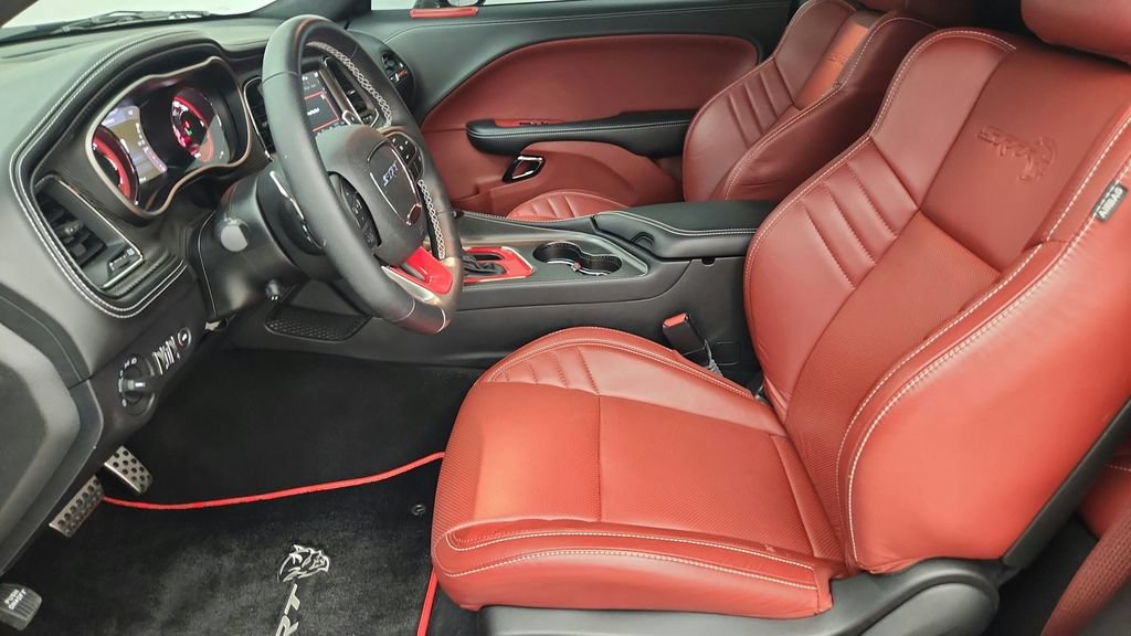 Used 2023 Dodge Challenger SRT Hellcat RWD image 16