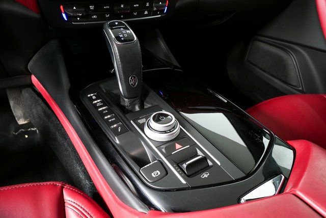 Certified 2022 Maserati Levante GT image 18