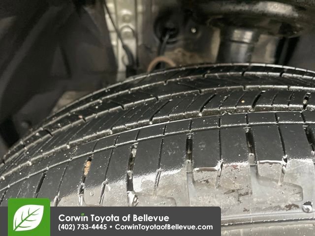 Used 2025 Toyota RAV4 XLE image 28