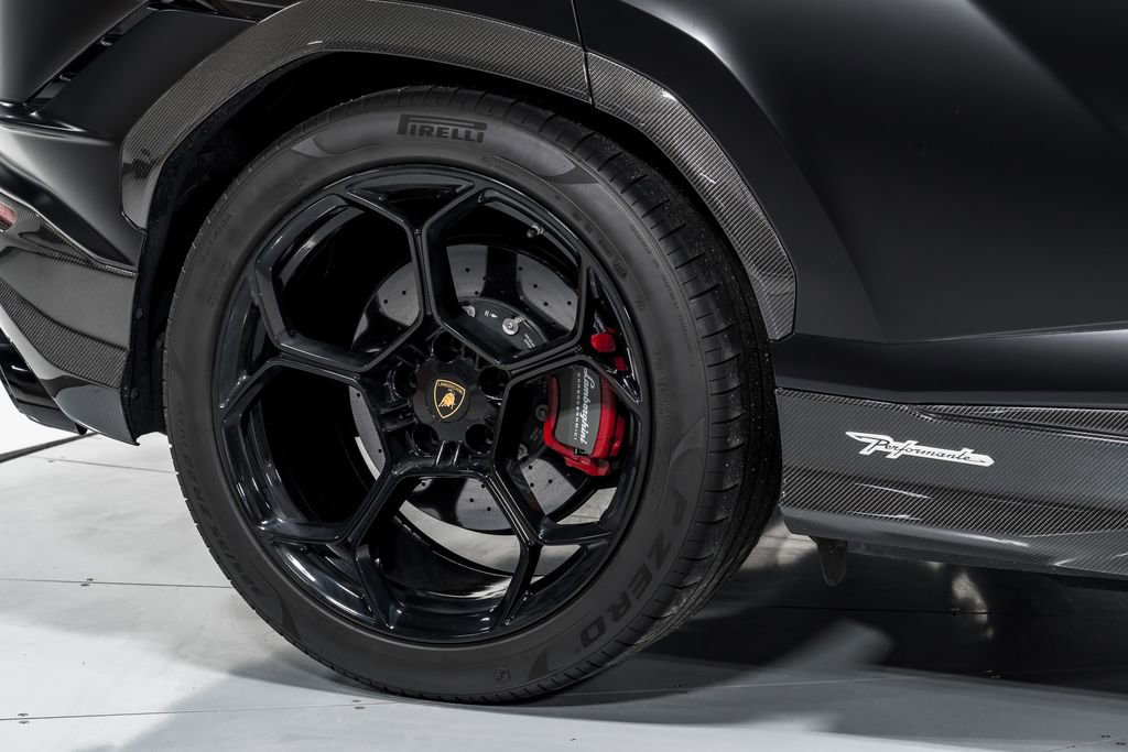 Used 2023 Lamborghini Urus Performante AWD/4WD image 57