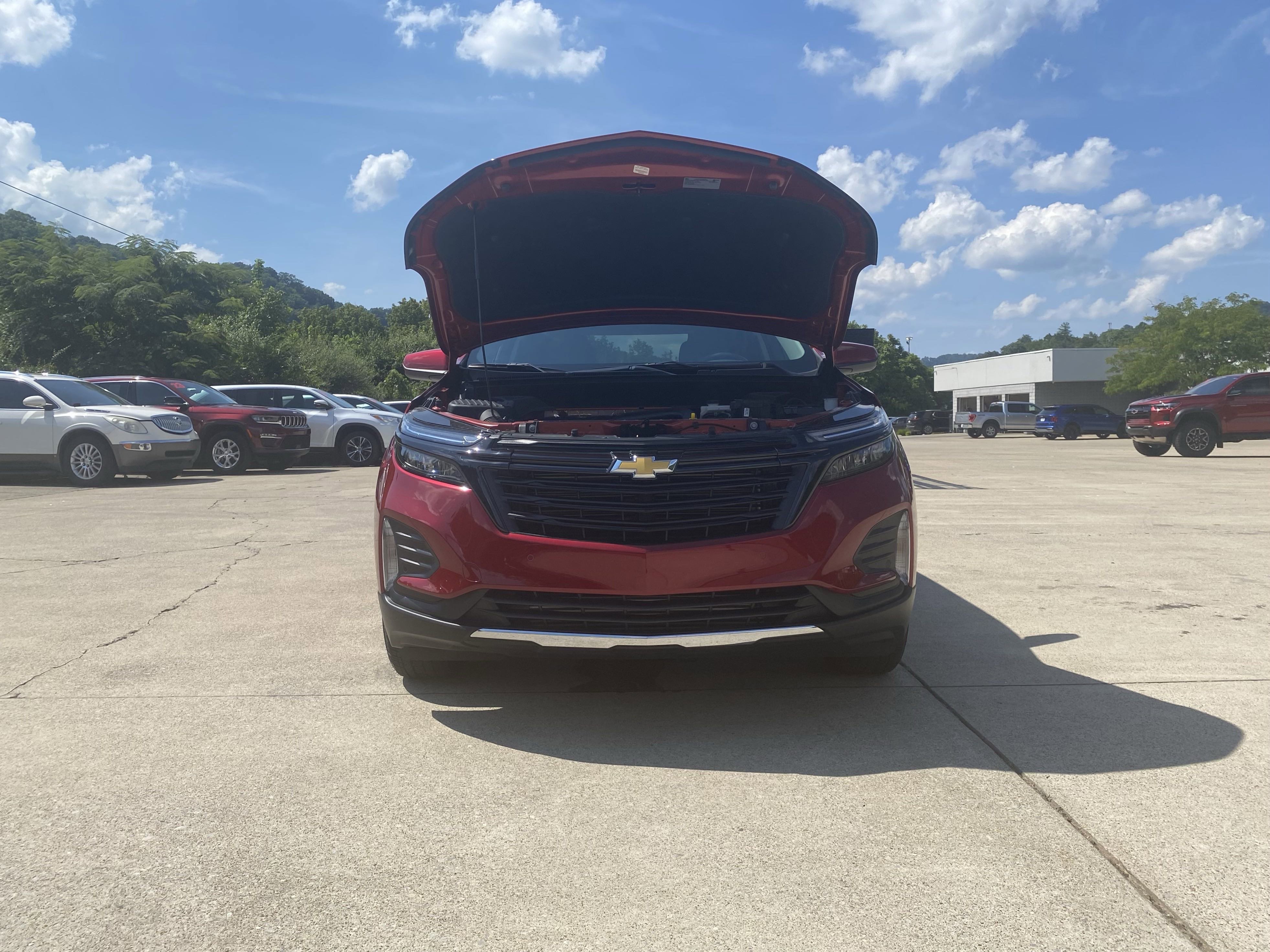 Used 2024 Chevrolet Equinox LT w/ LPO, Floor Liner Package image 26