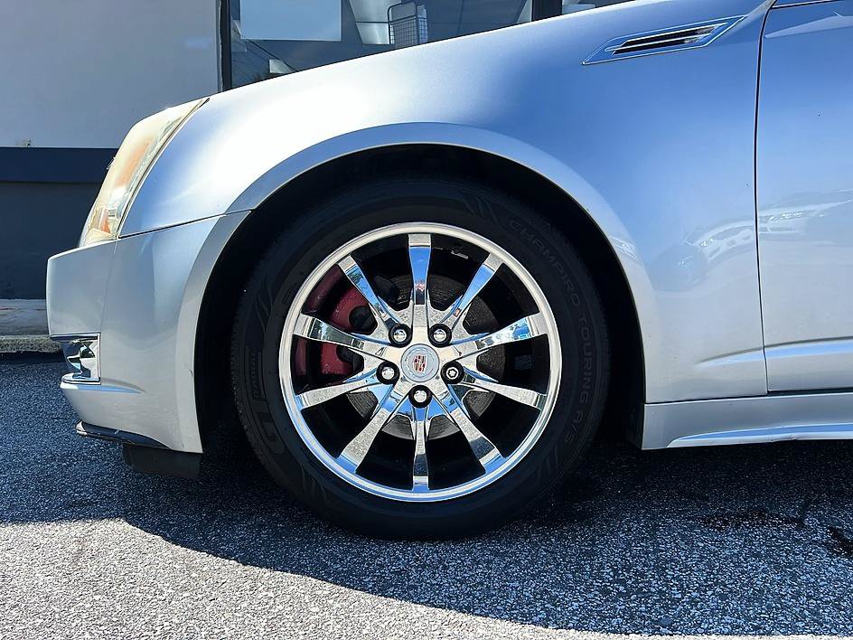 Used 2010 Cadillac CTS Premium AWD/4WD image 21
