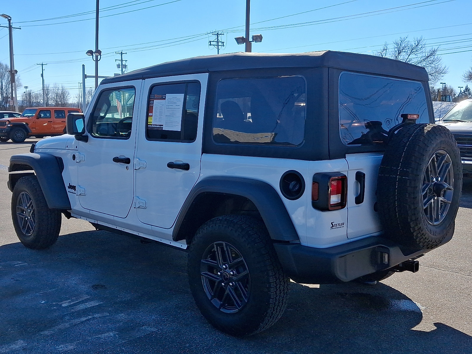 Used 2025 Jeep Wrangler Unlimited Sport image 5