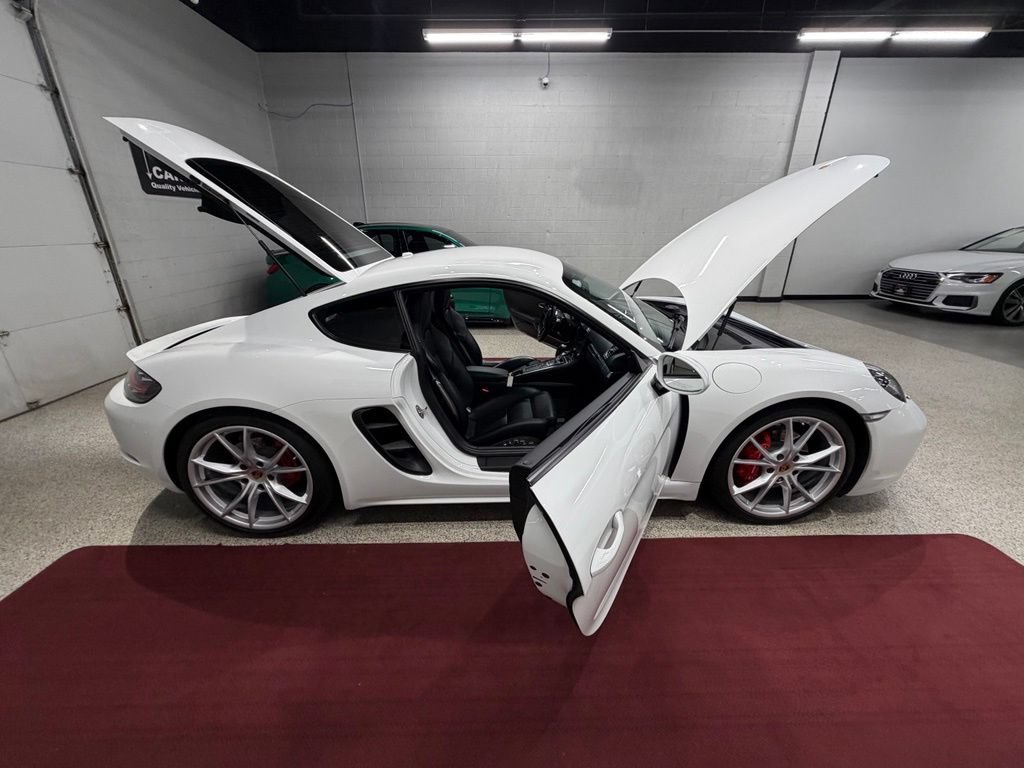 Used 2019 Porsche 718 Cayman S RWD image 47