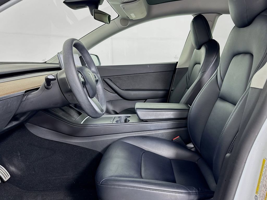 Used 2022 Tesla Model Y Performance image 11