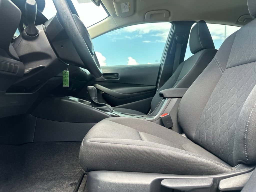 Certified 2025 Toyota Corolla LE FWD image 21
