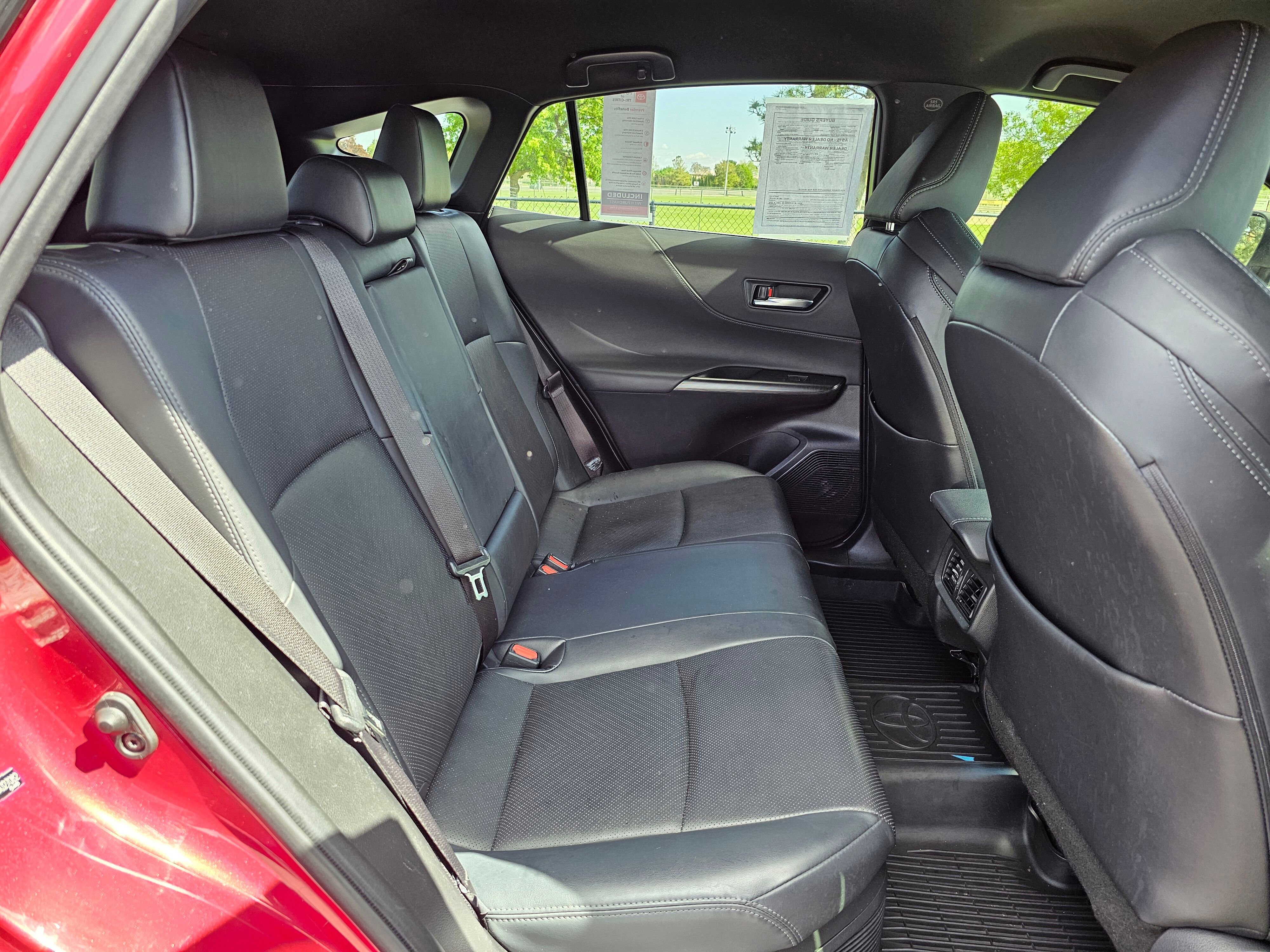Used 2021 Toyota Venza XLE w/ Softex Package AWD/4WD image 12