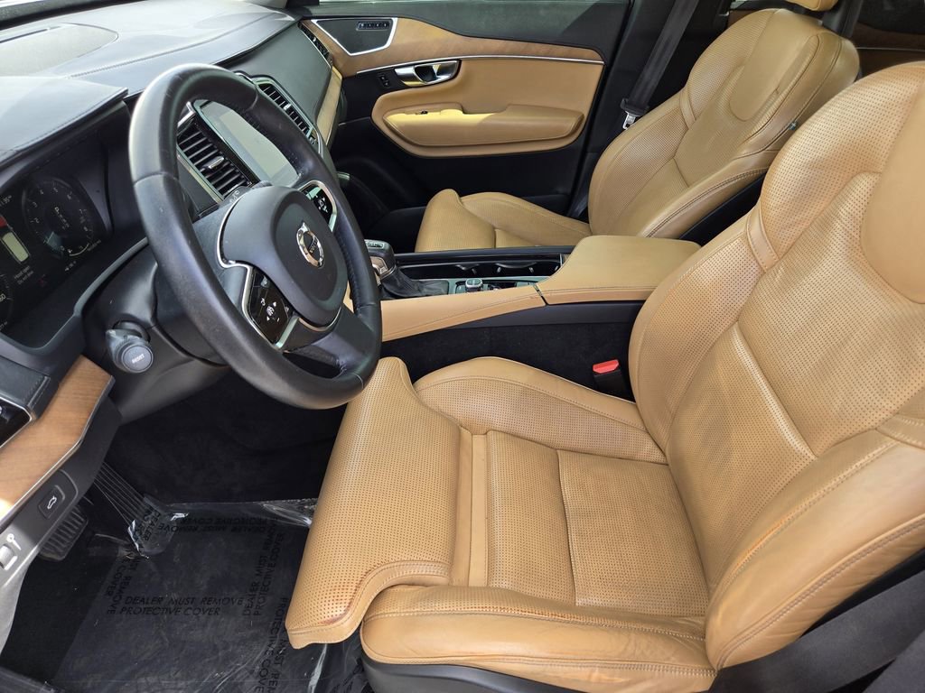 Used 2016 Volvo XC90 T6 Inscription w/ Vision Package AWD/4WD image 14