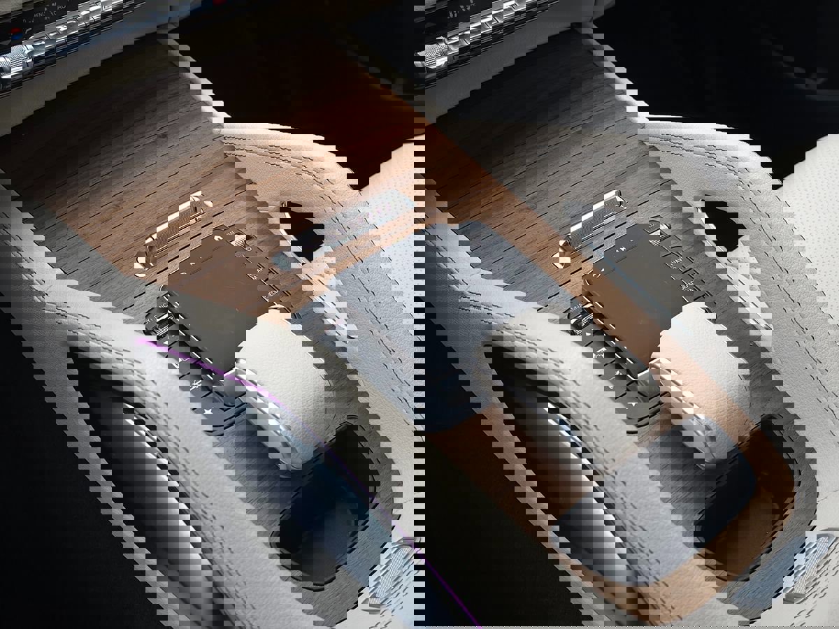 Used 2024 Mercedes-Benz GLE 350 4MATIC SUV image 63