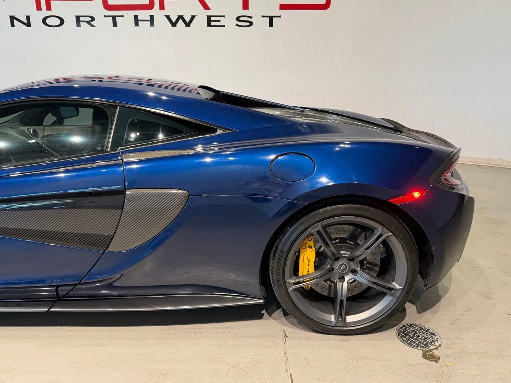 Used 2016 McLaren 570S Coupe image 12