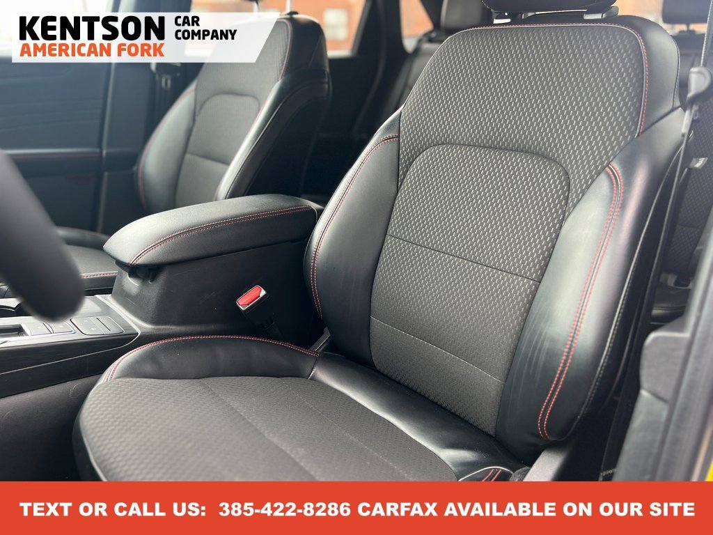 Used 2024 Ford Escape ST-Line image 31