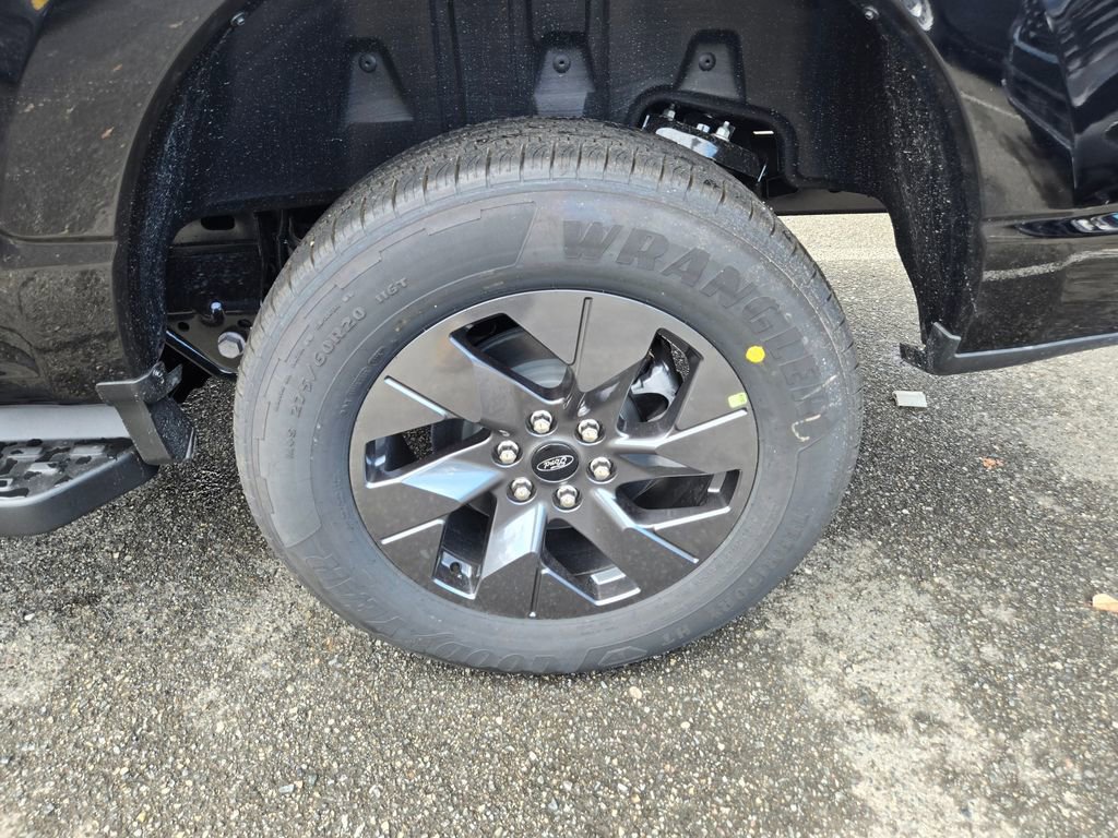 New 2025 Ford F150 Lightning Flash image 8