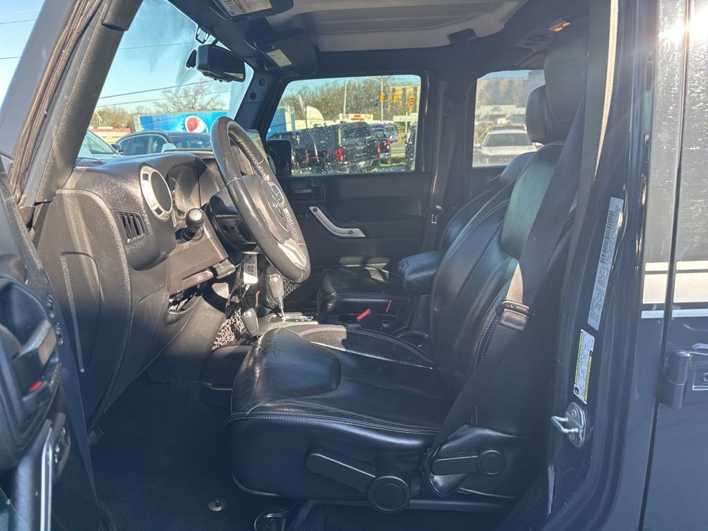 Used 2017 Jeep Wrangler Unlimited Sahara w/ Quick Order Package 24E Chief image 14