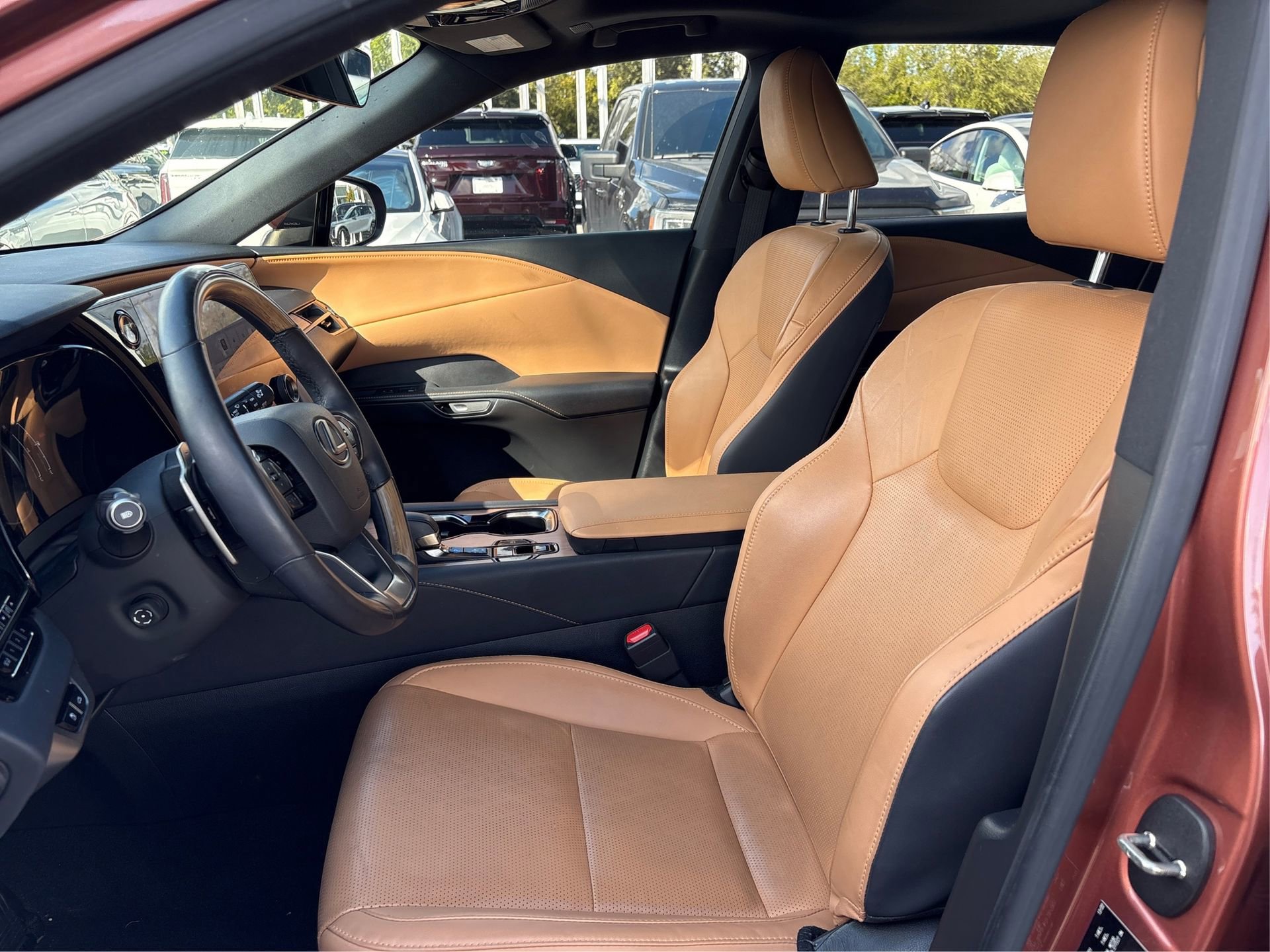 Used 2023 Lexus RX 350 FWD image 9