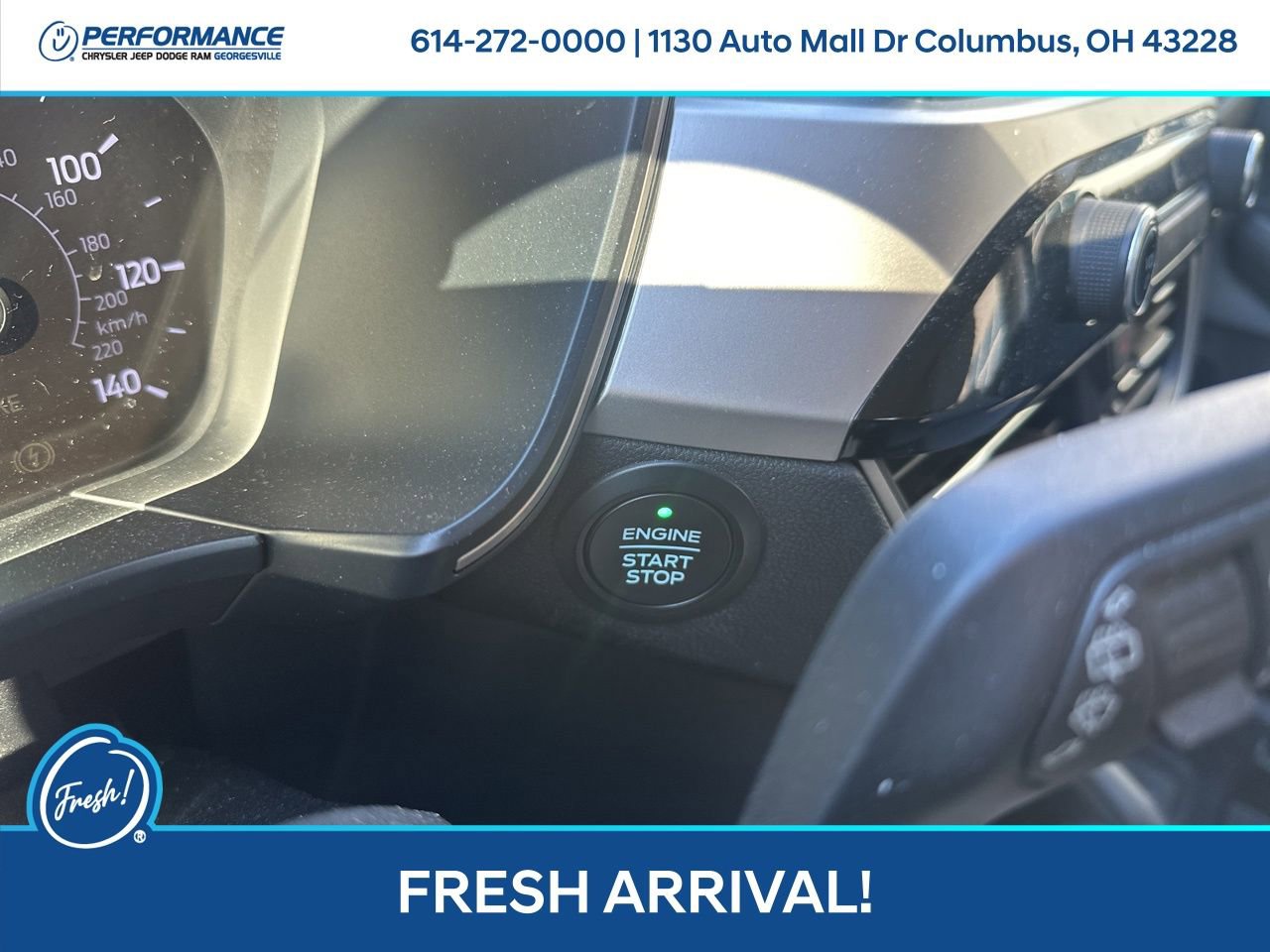 Used 2020 Ford Escape SE image 19