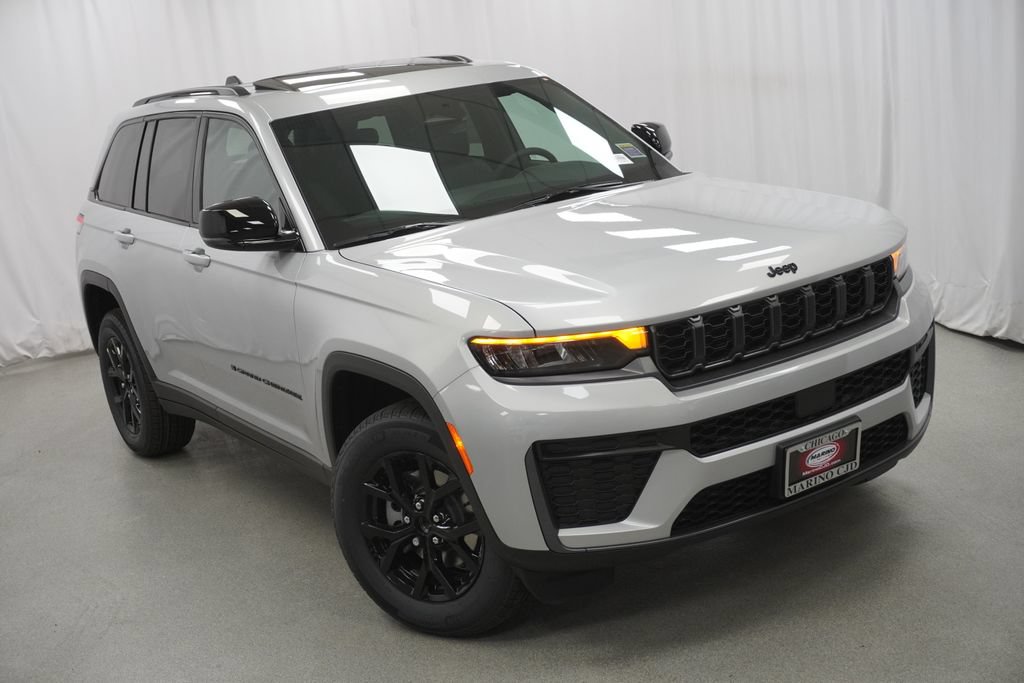 New 2026 Jeep Grand Cherokee Altitude AWD/4WD image 8