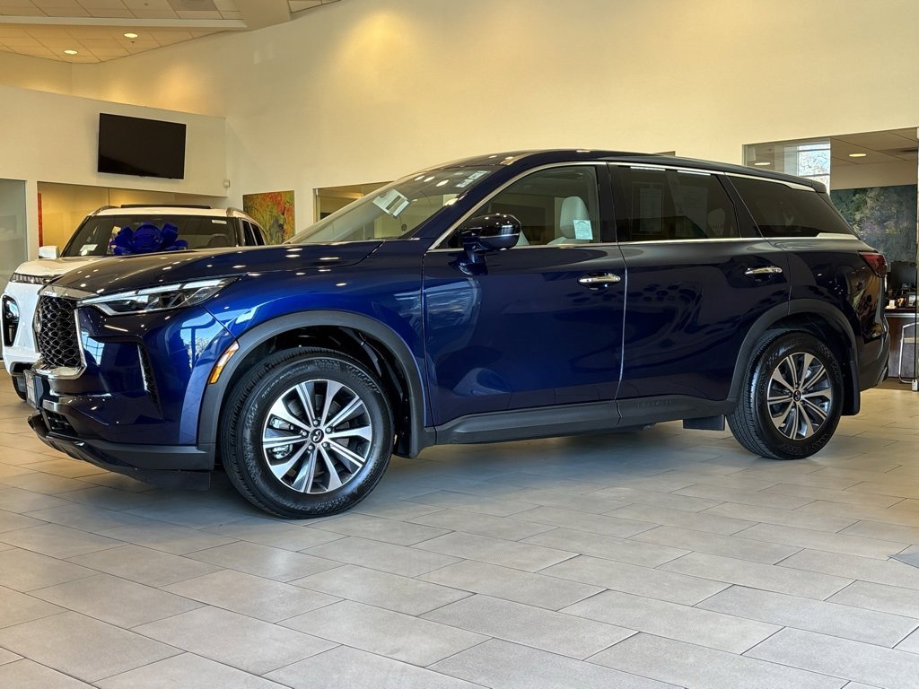 Certified 2025 INFINITI QX60 Pure image 30