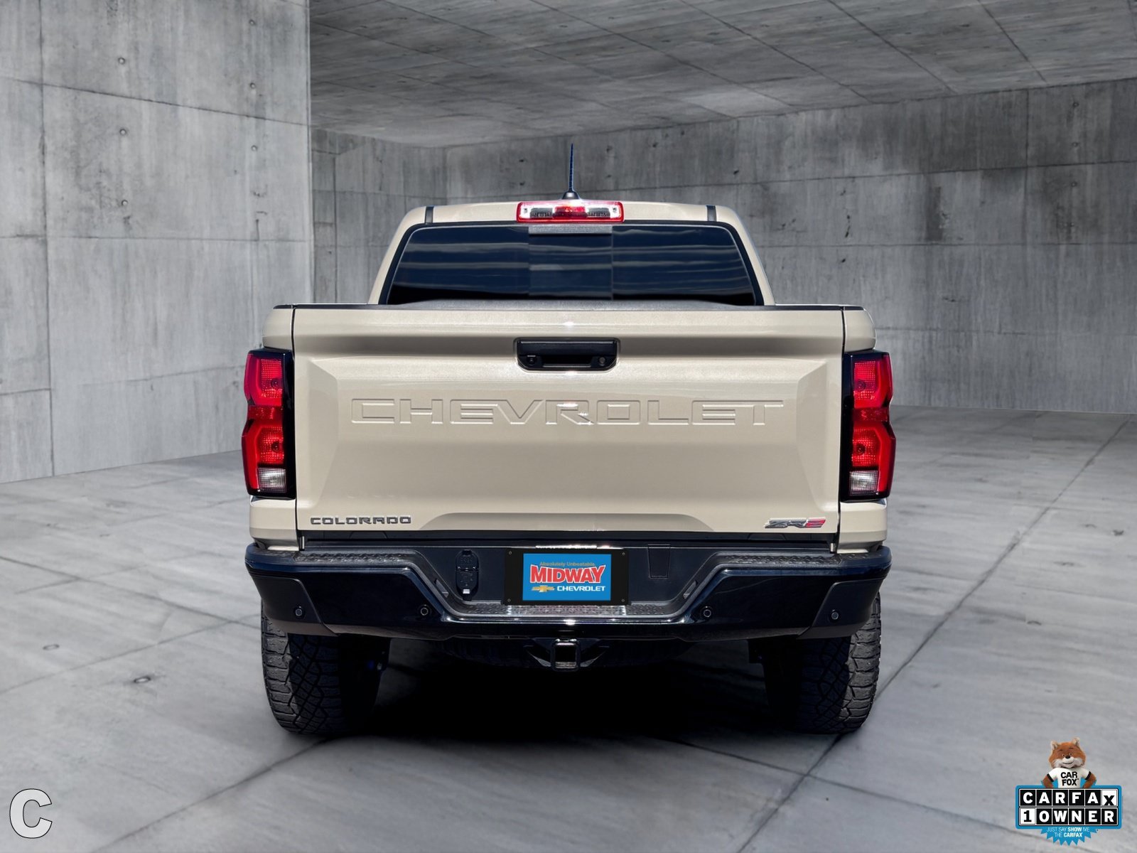 Used 2024 Chevrolet Colorado ZR2 w/ Technology Package AWD/4WD image 6