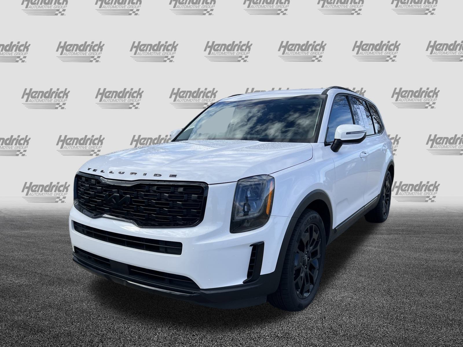 Used 2022 Kia Telluride EX w/ EX Premium Package image 5