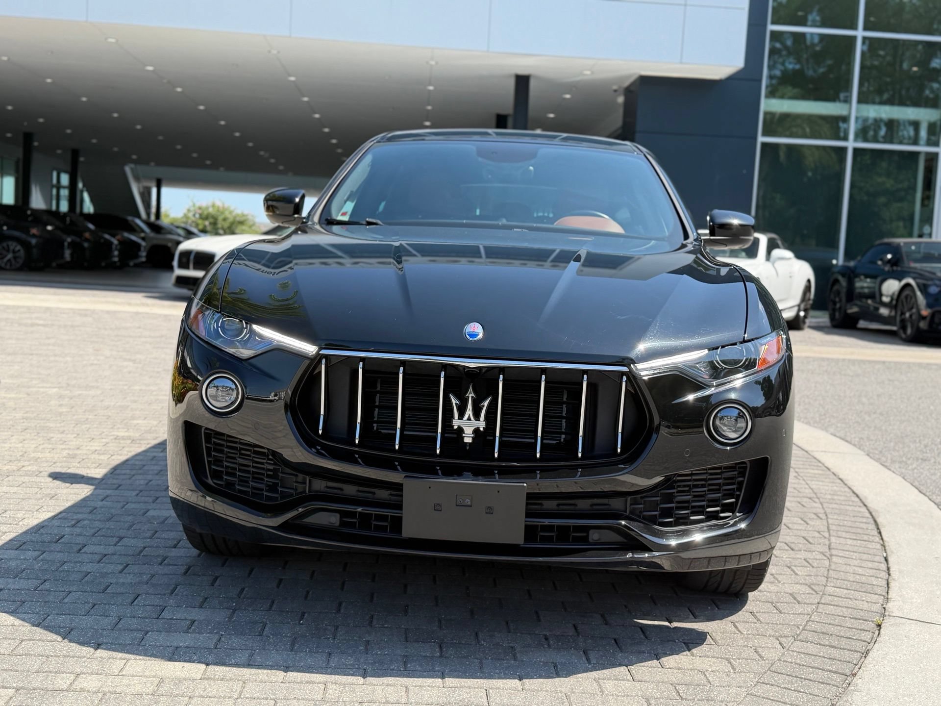 Used 2021 Maserati Levante AWD/4WD image 8