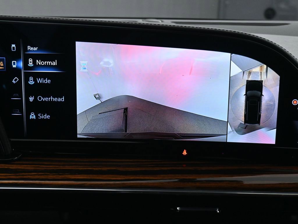 Used 2023 Cadillac Escalade ESV Premium Luxury image 29