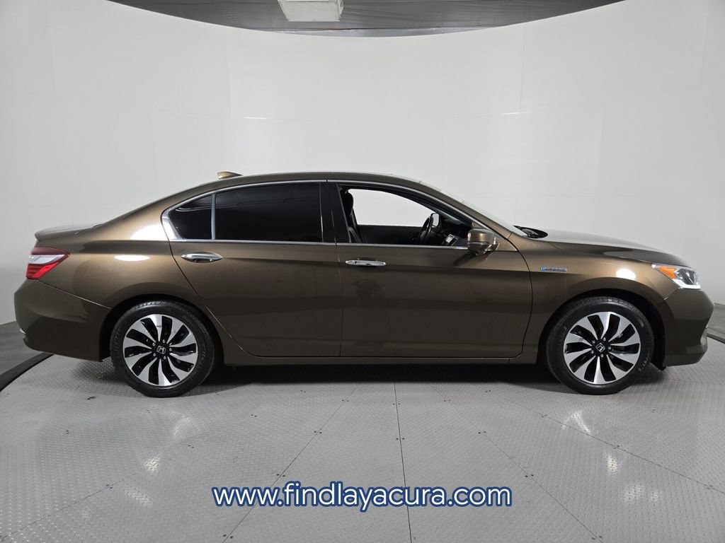 Used 2017 Honda Accord EX-L image 8