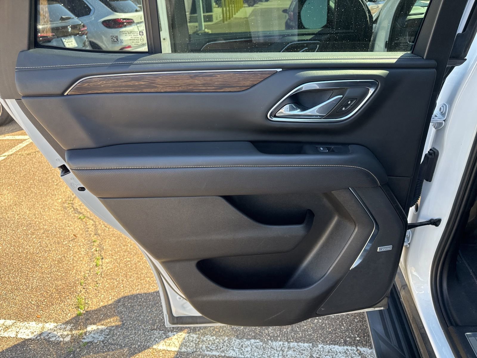 Used 2023 Chevrolet Tahoe Premier image 11