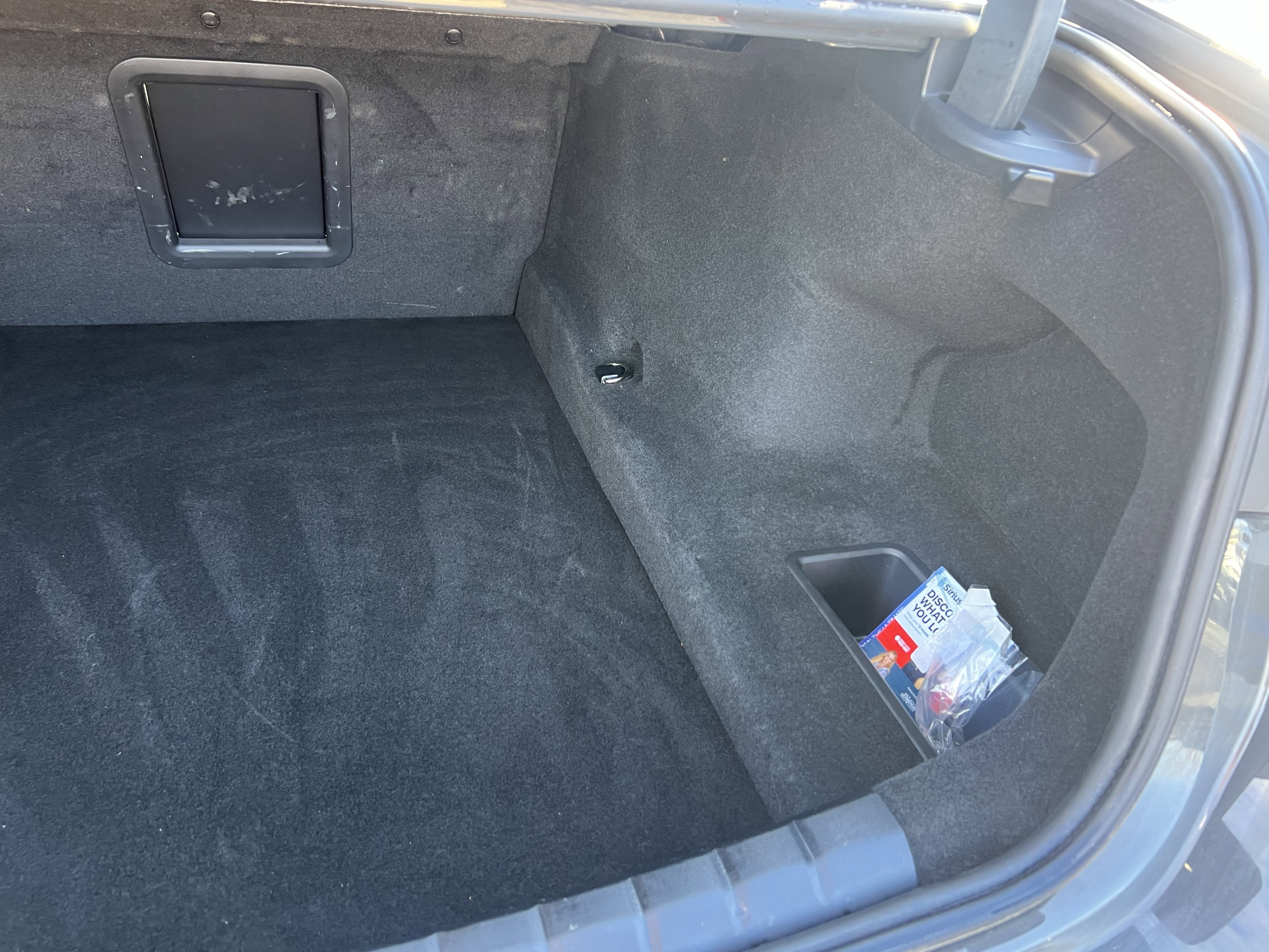 Used 2023 BMW 740i w/ Executive Package image 39