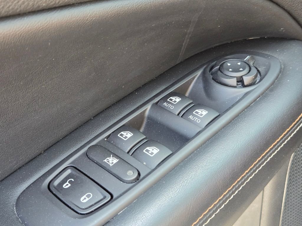 Used 2020 Jeep Compass Latitude image 35