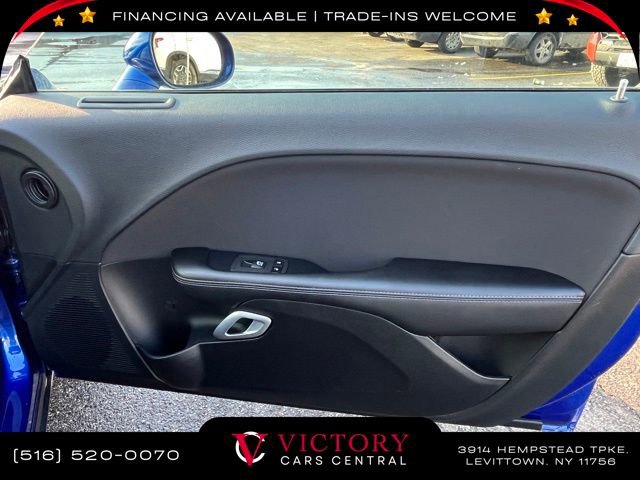 Used 2021 Dodge Challenger SXT w/ Blacktop Package image 15