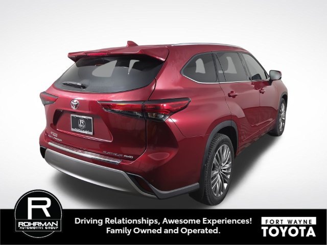 Used 2021 Toyota Highlander Platinum AWD/4WD image 7