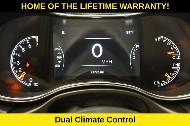 Used 2020 Jeep Grand Cherokee Altitude AWD/4WD image 17